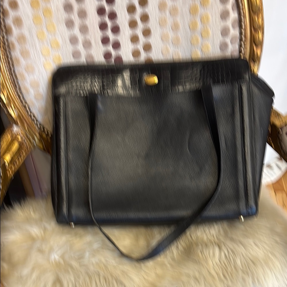 Bally Black Leather Tote Bag with Structured Design